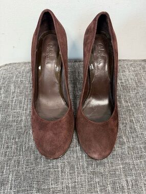 Cole Haan Brown Suede Women’s Classic Round-Toe Pumps Size 7.5 Great Condition